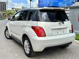 A picture of TOYOTA IST