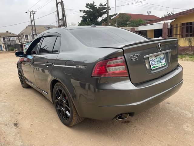 A picture of Nigeria used Acura TL 2004 model working properly nothing to