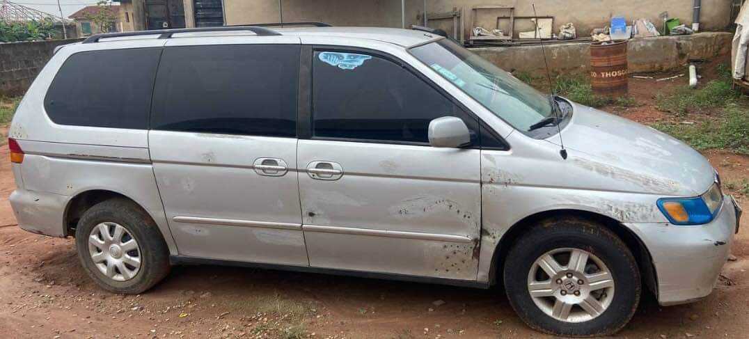 A picture of Honda Odyssey 2003 04