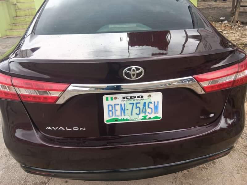 A picture of BELGIUM GRADE 2013 MODEL TOYOTA AVALON CONDITION Nigerian used Keyless