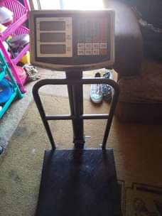 A picture of Digital weighing scale 300kg