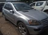 A picture of 2008 Mercedes Benz ML350 bad brain box Sound engine gear