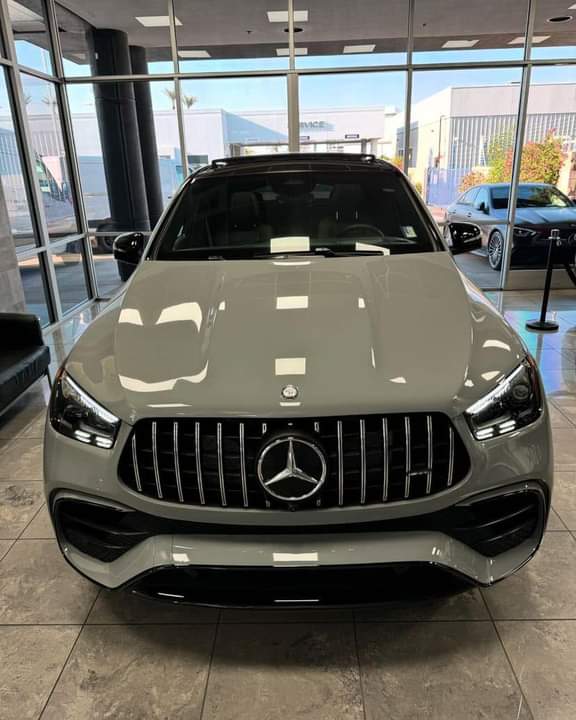 A picture of 2024 model GLE 63s AMG American Toks full Option Low