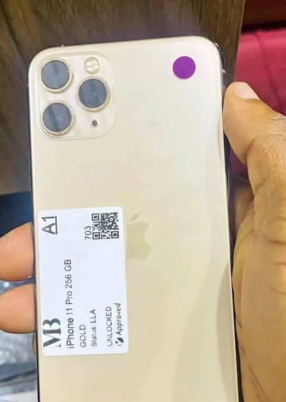A picture of IPhone 11 pro max