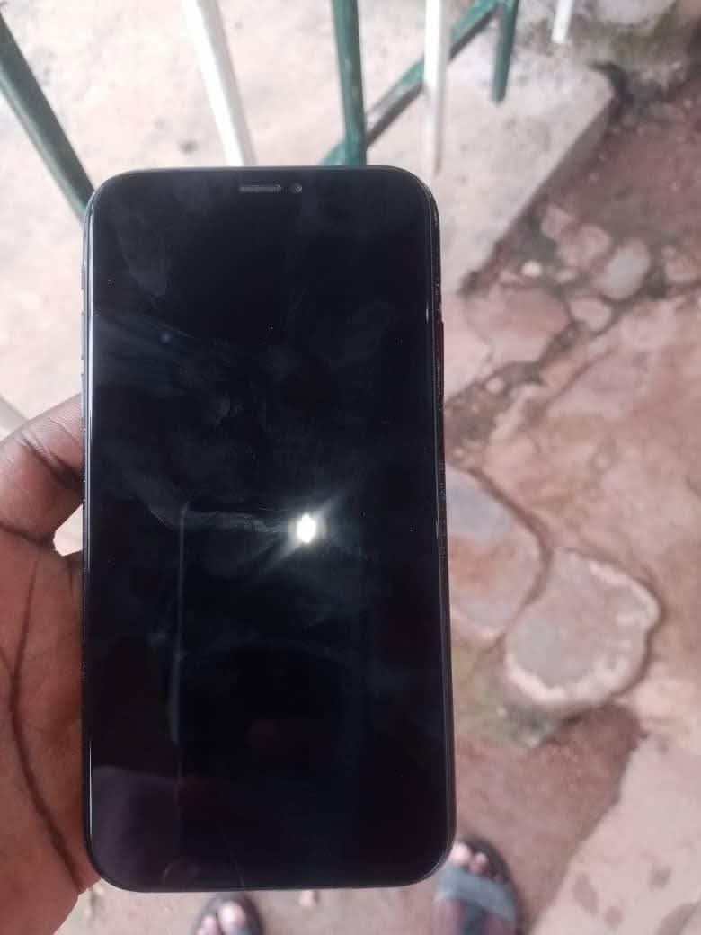 A picture of IPhone XR