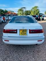 A picture of Toyota PREMIO SUPER 2000 model Still on original body Buy