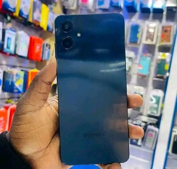 A picture of Samsung A06 imenyooka kbsa official