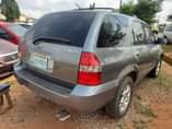 A picture of Acura MDX 2004 model