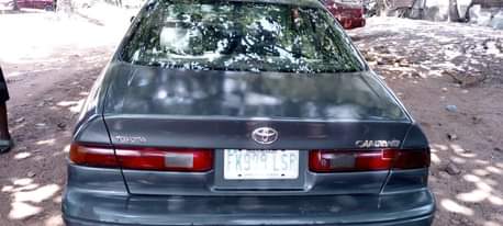 A picture of Toyota Camry envelope clean one with very clean interior engine