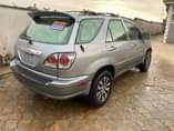 A picture of Super sharp Lexus RX300 2002 model 08162382031