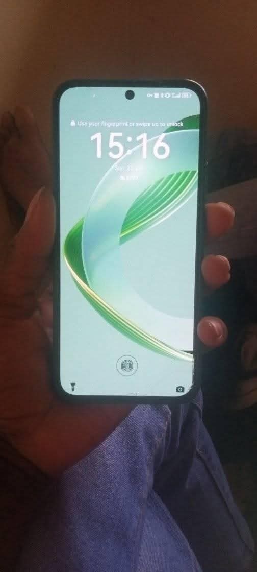 A picture of huewei nova 11