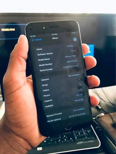 A picture of 7 PLUS IPHONE