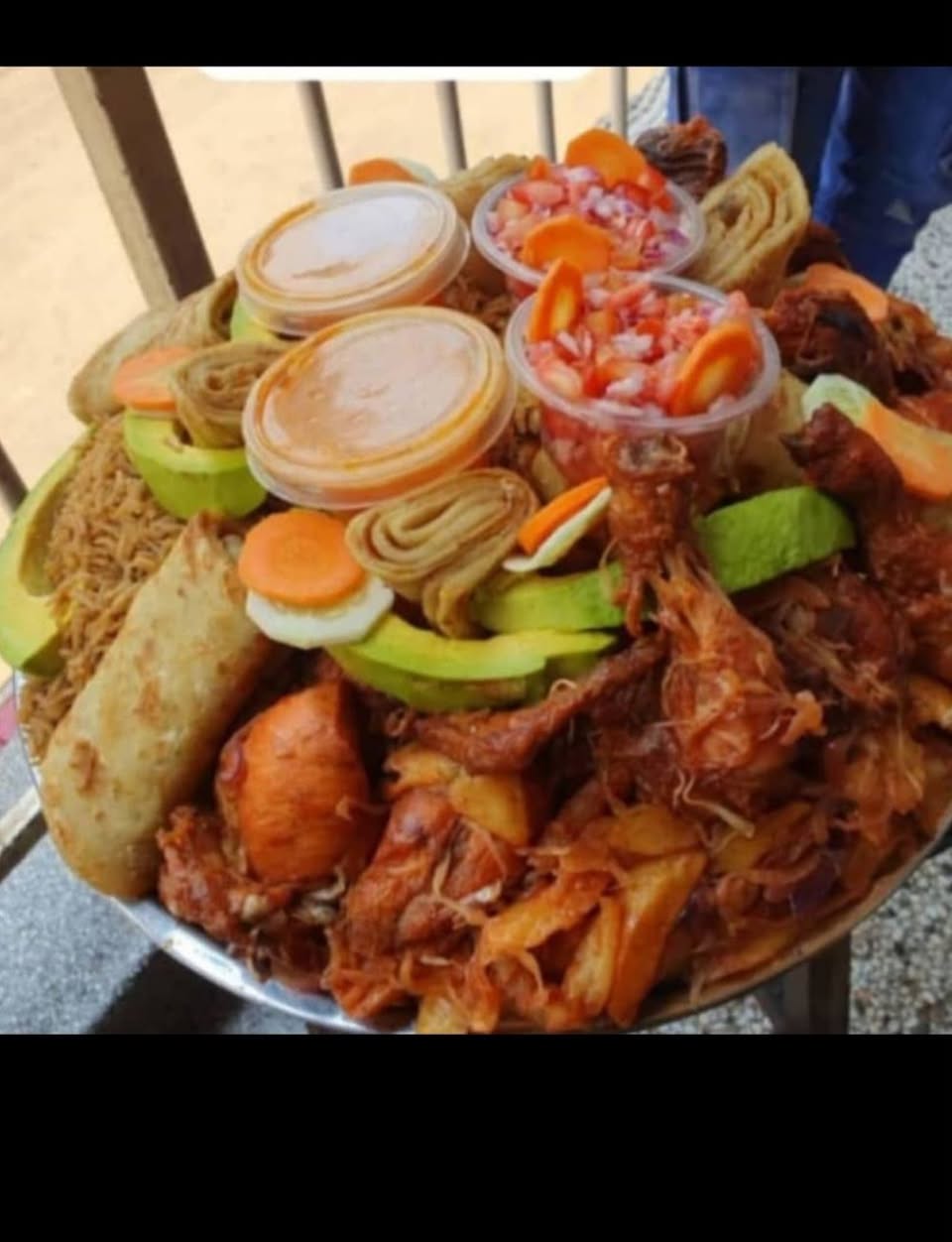 A picture of Grab this chicken lusaniya at low prices