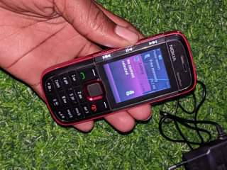 A picture of NOKIA 5130 express music Brand New