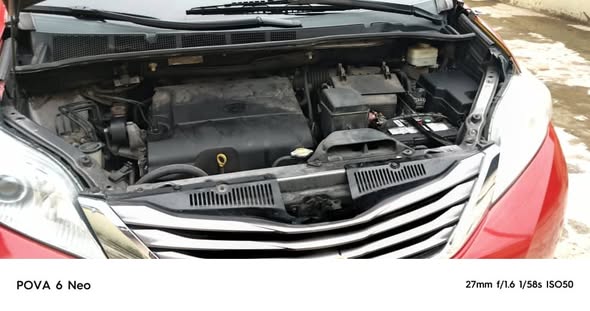 A picture of Toyota sienna 015
