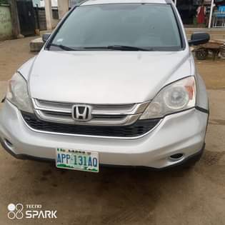 A picture of Sharp Honda CR V 2010 model sound v4 engine perfect