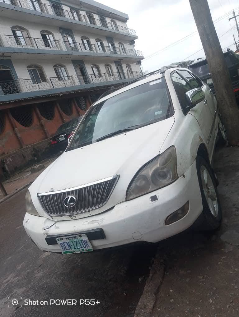 A picture of Lexus Rx350 2008 model
