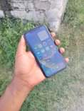 A picture of IPhone 11
