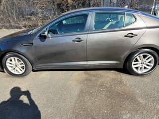A picture of 2011 Kia Optima LX Sedan 4D