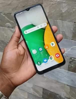 A picture of Samsung a03 core 32gb bei 110 nipo dsm 0696594855