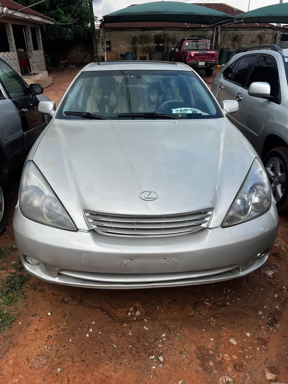 A picture of Lexus ES330 2005