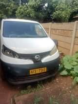 nissan nv200