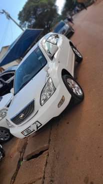 A picture of Toyota harrier