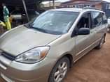 A picture of Sharp Toyota Sienna 2004 05 Model with Nothing to Fix