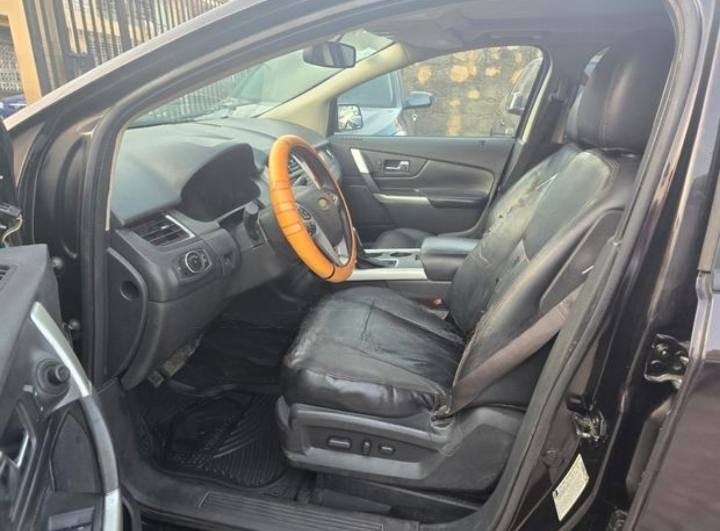 A picture of Iwaya yaba DISTRESS DISTRESS 2013 FORD EDGE