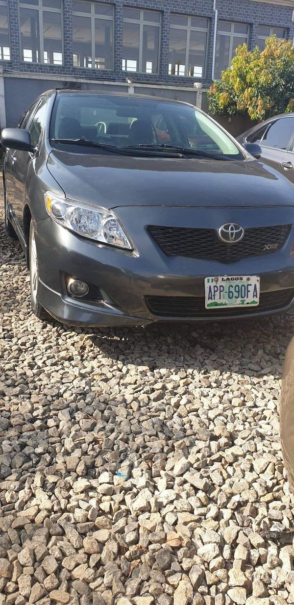 A picture of 2008 Corolla toyota