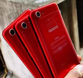 A picture of OPPO A83 GB128 RAM6 BEI 120 000 Tsh Free charge