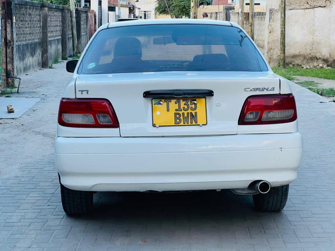 A picture of Toyota Carina Ti