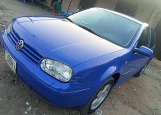 A picture of 2005 Volkswagen Golf