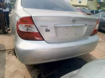 A picture of 2003 Toyota Camry Le