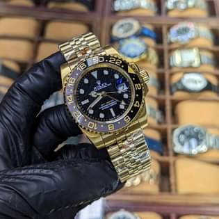 A picture of GENUINE WATCH