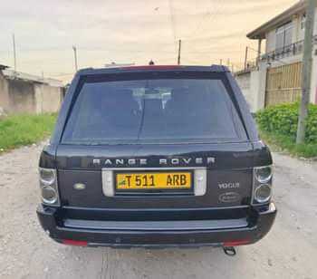 A picture of RANGE ROVER VOGUE