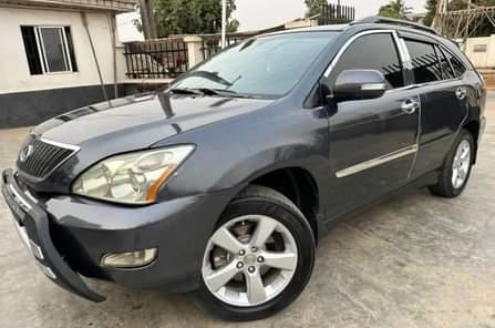 A picture of 2005 Lexus Rx 330 Full option first body Distress sales