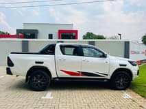 used toyota hilux
