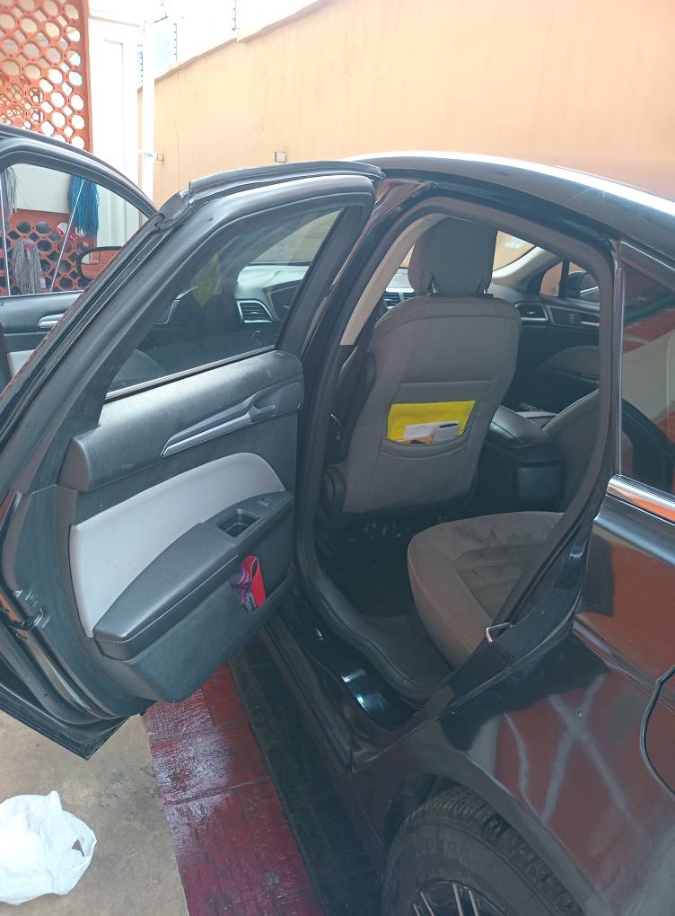 A picture of 2014 FORD FUSION CAR