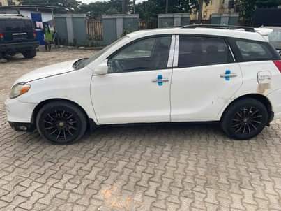 A picture of G win motors