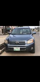 A picture of Rav 4 2008