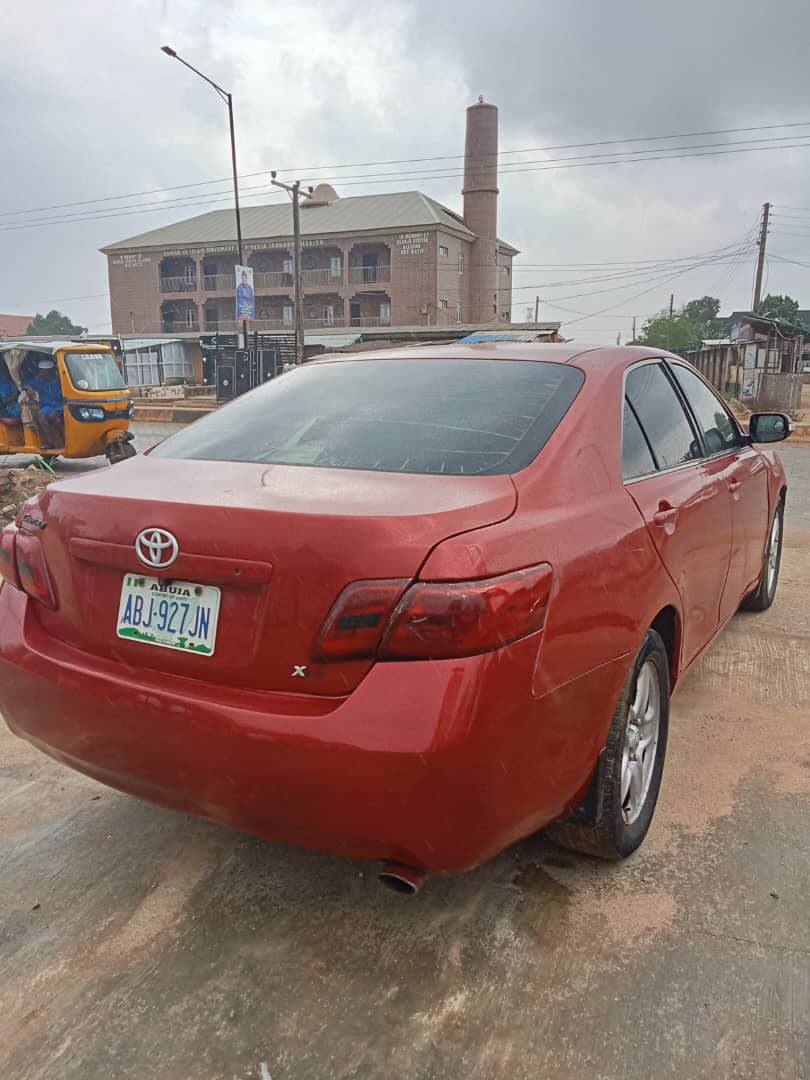 A picture of Neat Toyota Camry 09