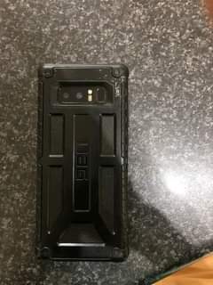A picture of Samsung note 8 at 190k call 0706721621 has cracks and