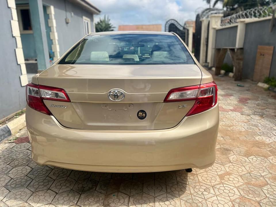 A picture of Toyota Camry 2013 model