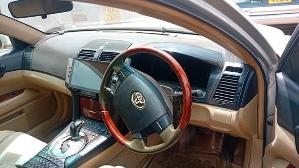 A picture of Toyota Mark X