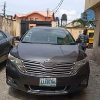 A picture of Urgent sale Toyota VENZA 2012 model