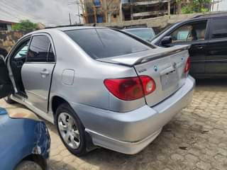 A picture of TOYOTA COROLLA SPORT 2004