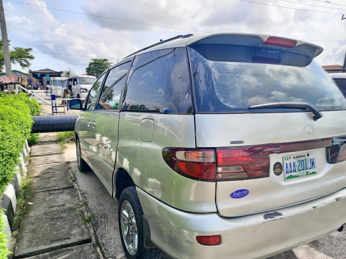 A picture of Toyota previa