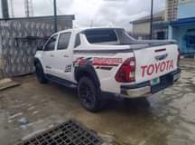 A picture of TOYOTA HILUX 2012 upgraded to 2022