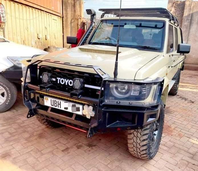 A picture of 165 Million V8 Engine WhatsApp 0776 245142